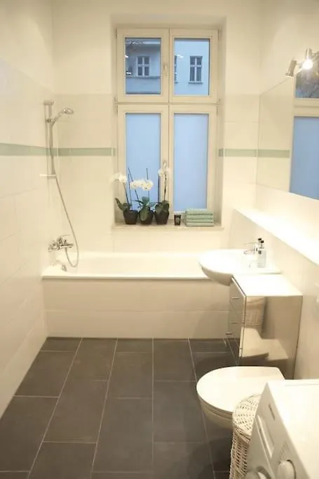 Bright & Lovely Apartment City Centre Berlin
