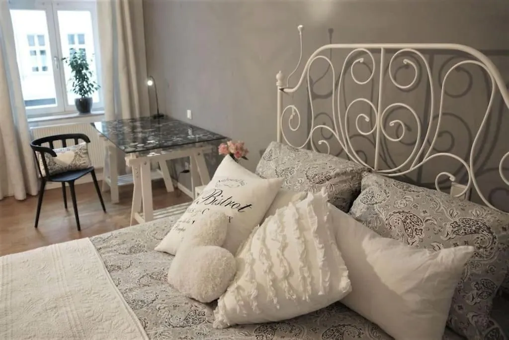 Bright & Lovely Apartment City Centre Berlin 0*,